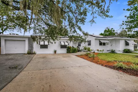 330 45th St S, Saint Petersburg, FL 33711