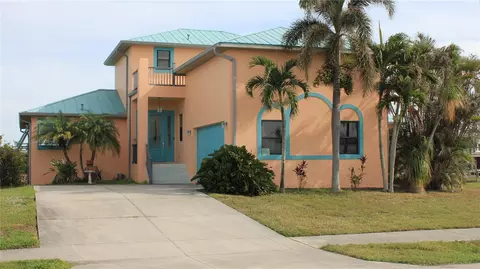 225 Bangsberg Rd SE, Port Charlotte, FL 33952