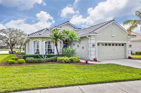 5752 Whispering Oaks Dr, North Port, FL 34287