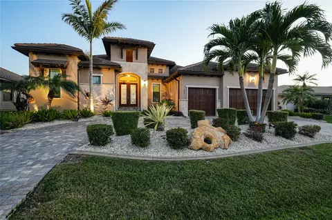 2521 Rio Grande Dr, Punta Gorda, FL 33950