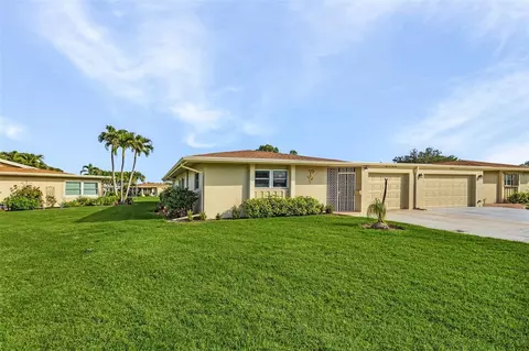 5549 Hamlet Ln, Fort Myers, FL 33919