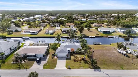 18170 Avonsdale Cir, Port Charlotte, FL 33948