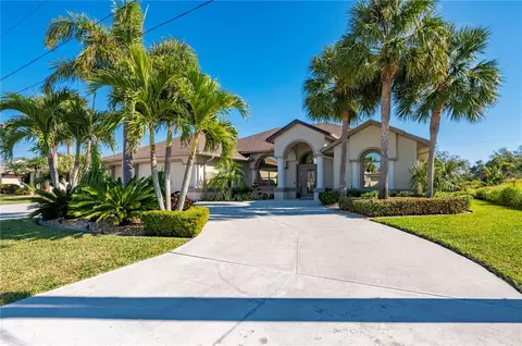 358 Paramaribo St, Punta Gorda, FL 33983