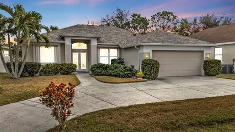 5608 New Covington Dr, Sarasota, FL 34233