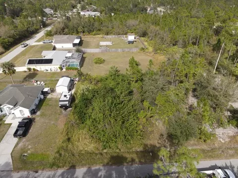 2803 E 9th St, Lehigh Acres, FL 33972