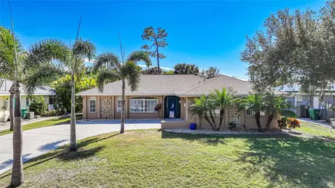 18395 Edgewater Dr, Port Charlotte, FL 33948