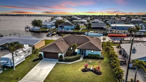 5194 Fleming St, Port Charlotte, FL 33981