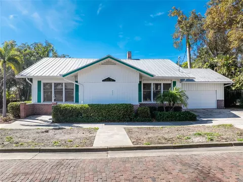 227 Harvey St, Punta Gorda, FL 33950