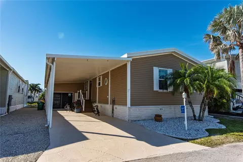 52 Amsterdam Ave, Punta Gorda, FL 33950