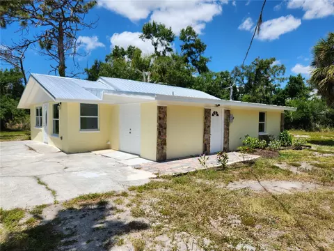 1136 Davis Ln, Englewood, FL 34224