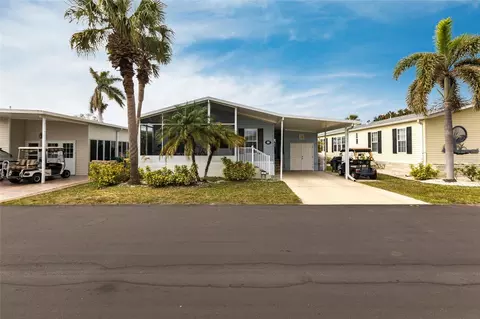 2100 Kings Hwy #476, Port Charlotte, FL 33980