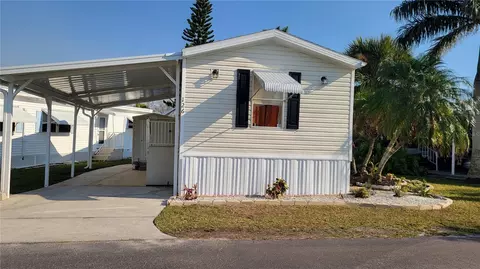 126 Lazy Lagoon Dr, Punta Gorda, FL 33982