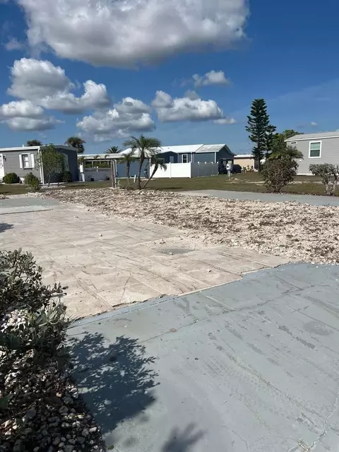 7415 Beckley St, Port Charlotte, FL 33981
