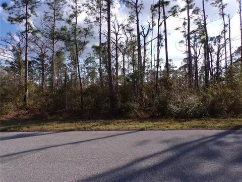 Kamsler Avenue, North Port, FL 34286