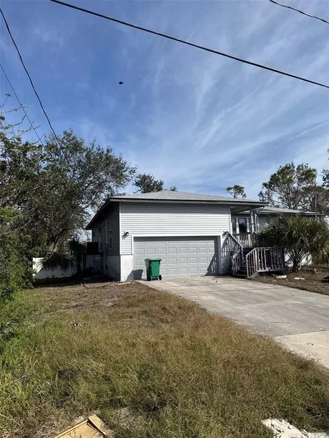 8152 Robert St, Englewood, FL 34224