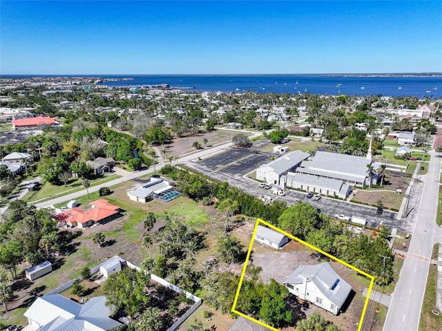 509 Gill St, Punta Gorda, FL 33950