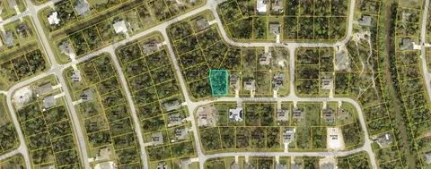 Foxglove Avenue, North Port, FL 34288