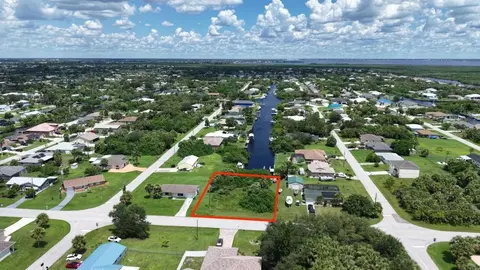 5084 Crawfordsville Dr, Port Charlotte, FL 33948