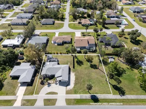 20337 Quesada Ave, Port Charlotte, FL 33952