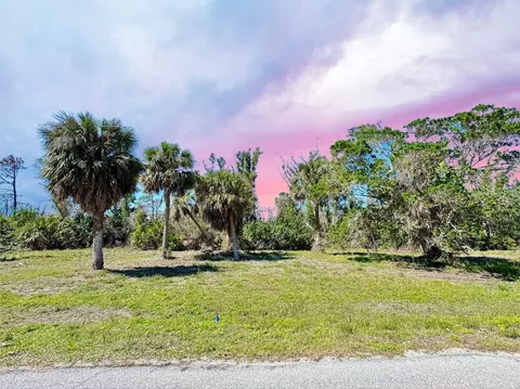 50 Cobia Dr, Placida, FL 33946