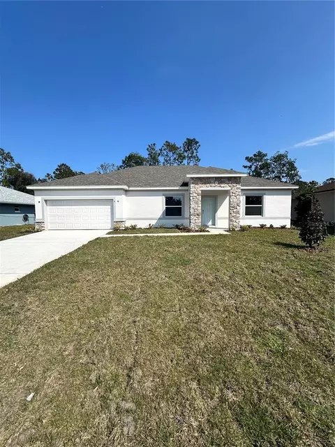 8 Wood Crest Ln, Palm Coast, FL 32164