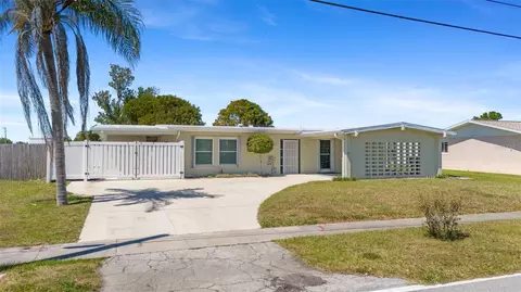 2255 Easy St, Port Charlotte, FL 33952