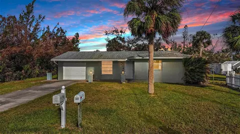 755 Spruce St, Englewood, FL 34223