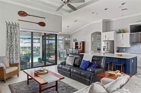 1010 NW 38th Pl, Cape Coral, FL 33993