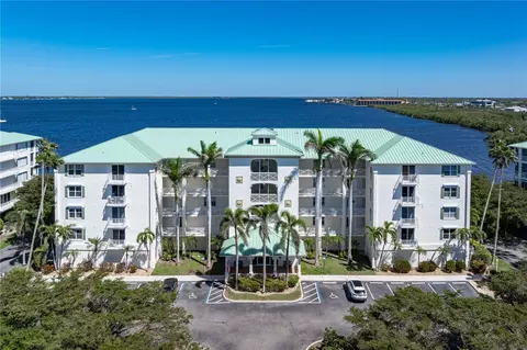 200 Harbor Walk Dr #221, Punta Gorda, FL 33950