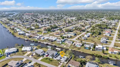 747 Crestview Cir NW, Port Charlotte, FL 33948