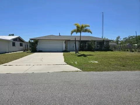 417 Cypress Ave NW, Port Charlotte, FL 33952