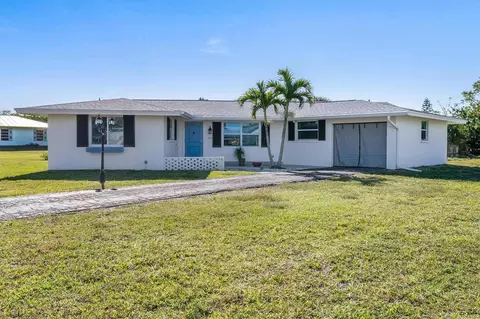 225 Garden Ave NW, Port Charlotte, FL 33952