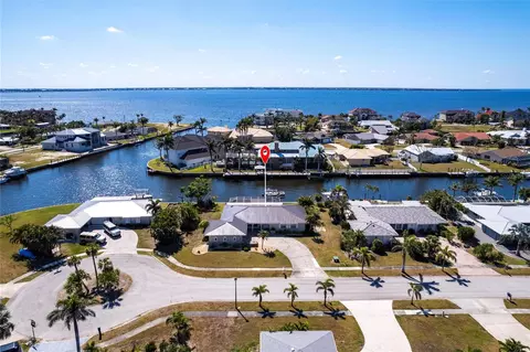 275 Tait Ter SE, Port Charlotte, FL 33952