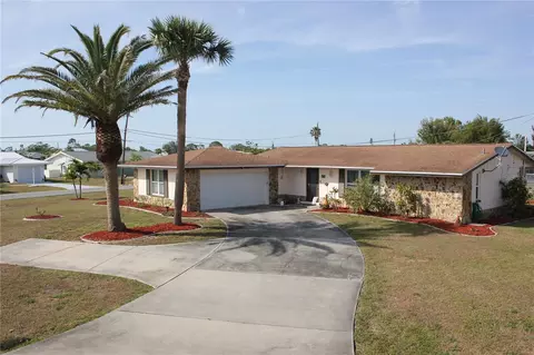 474 Elm Ave NW, Port Charlotte, FL 33952