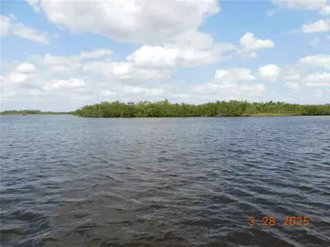2404 Harbour Dr, Punta Gorda, FL 33983