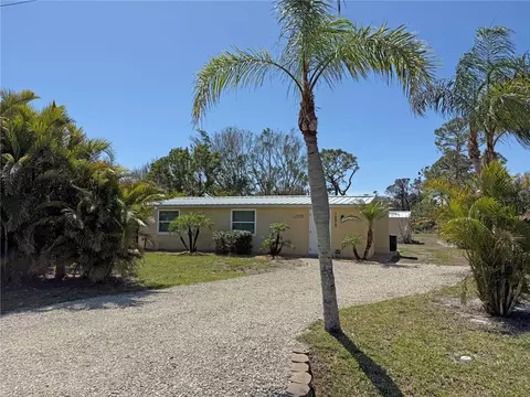 1270 Manor Rd, Englewood, FL 34223