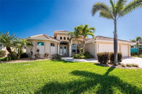15762 Aqua Cir, Port Charlotte, FL 33981