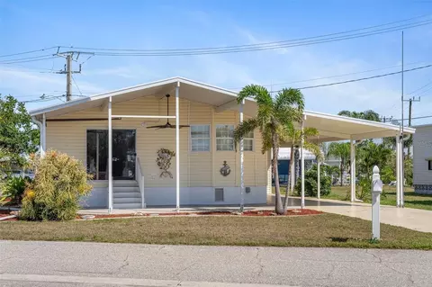 558 Fleetwood St, North Port, FL 34287