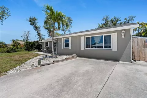 1249 Indus Rd, Venice, FL 34293