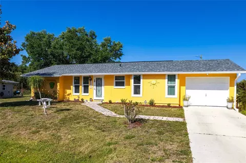 582 Ridgewood St NW, Port Charlotte, FL 33952