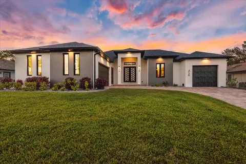 3729 Peace River Dr, Punta Gorda, FL 33983
