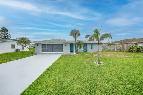 1756 Elinor Pl, Englewood, FL 34223