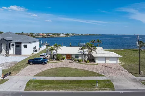 4450 Harbor Blvd, Port Charlotte, FL 33952