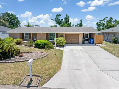 218 Parkview Dr, Venice, FL 34293