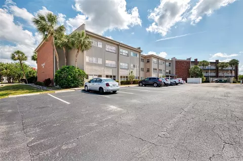 3100 Harbor Blvd #307, Port Charlotte, FL 33952