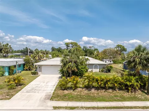2008 Pellam Blvd, Port Charlotte, FL 33948