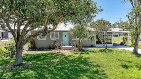 809 Kings Ct, Punta Gorda, FL 33950