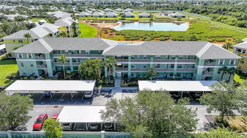 2160 Heron Lake Dr #201, Punta Gorda, FL 33983