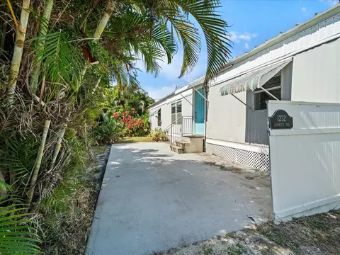 1232 Woodlawn Ave, Punta Gorda, FL 33950