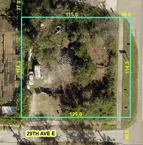 2820 15th St E, Bradenton, FL 34208